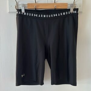 Under Armour Women’s Spandex shorts